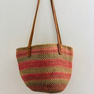 Esparto and leather bag